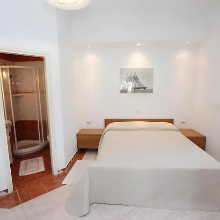 Apartment Buric *
