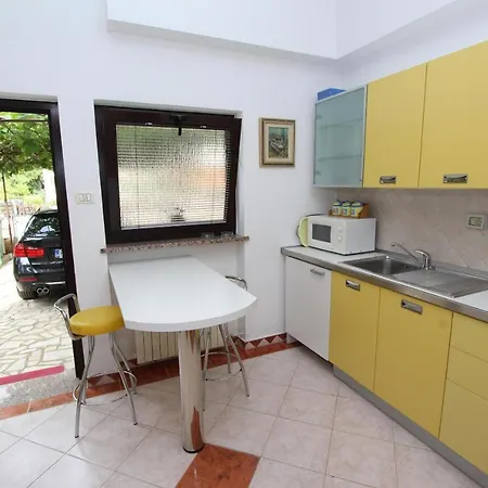 Apartment Buric *